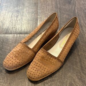 Sesto Meucci Tan Perforated Flats